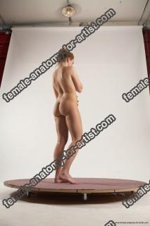 diana standing 38c