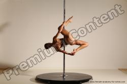 Poledance reference poses of Mercedes