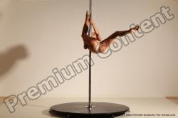 Poledance reference poses of Mercedes