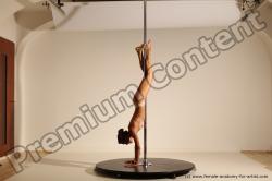 Poledance reference poses of Mercedes