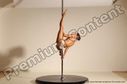 Poledance reference poses of Mercedes