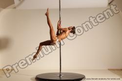 Poledance reference poses of Mercedes