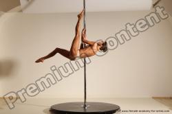 Poledance reference poses of Mercedes