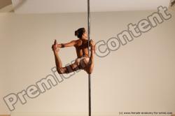 Poledance reference poses of Mercedes