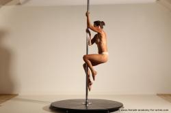 Poledance reference poses of Mercedes