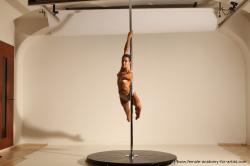 Poledance reference poses of Mercedes