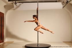 Poledance reference poses of Mercedes