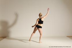 Modern dance poses Anavi