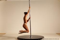 Poledance reference poses Mercedes