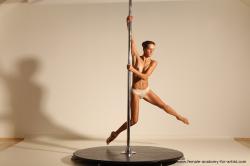 Poledance reference poses Mercedes