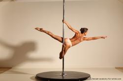 Poledance reference poses Mercedes